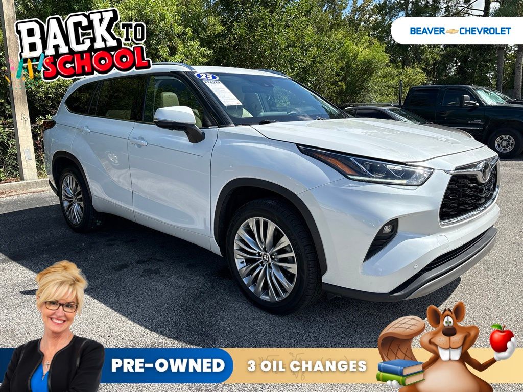Used 2023 Toyota Highlander SUV