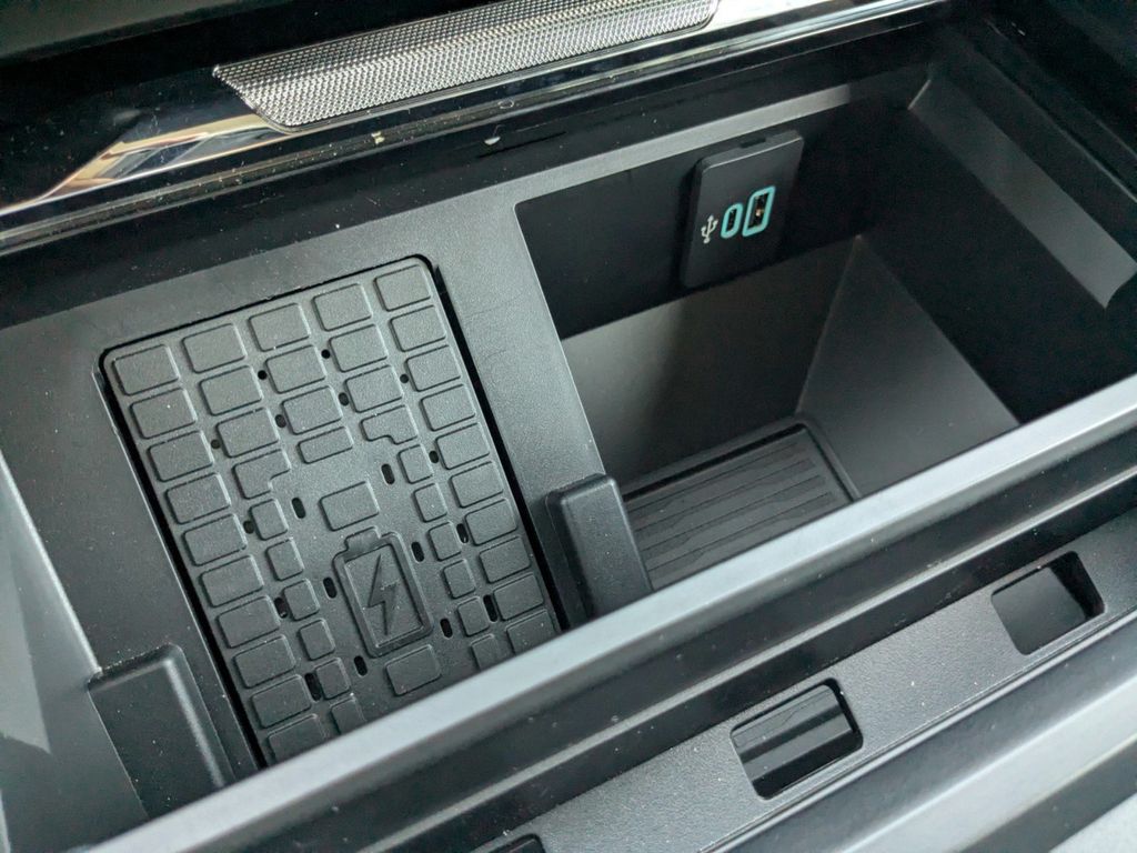 2025 Ford F-550 Chassis LARIAT