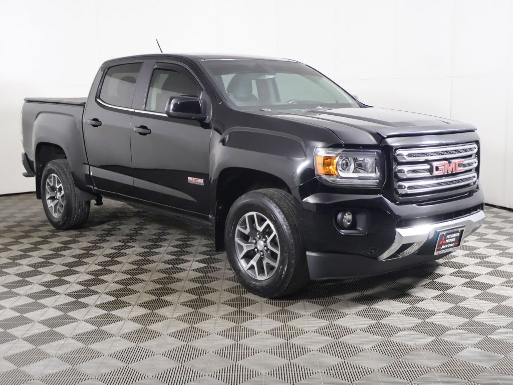 Used 2016 Black GMC SLE1 image 2