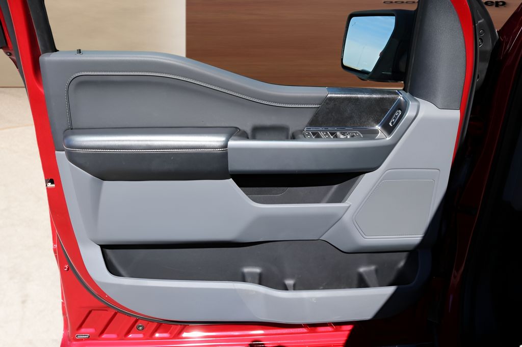 Used Car 2021 Ford F-150  Xlt For Sale Under $40,000 In Austin, Texas