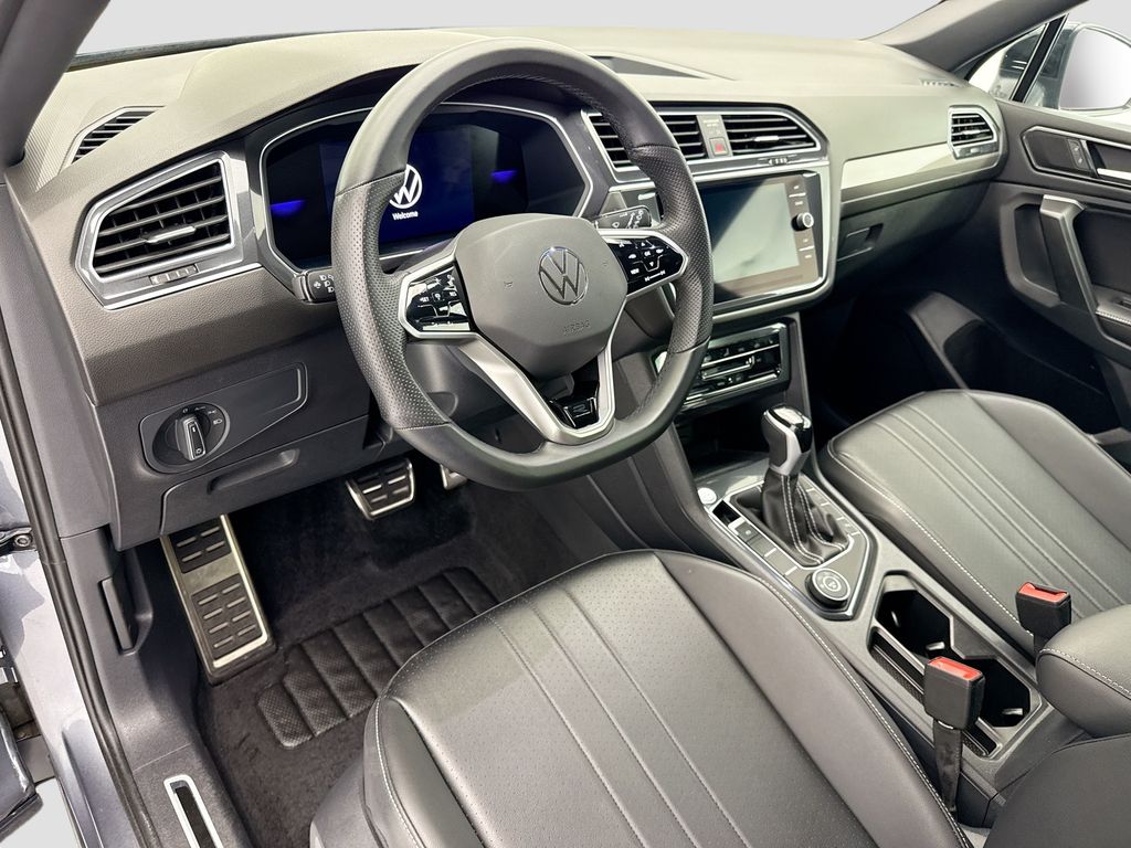 Thumbnail: 2024 Volkswagen Tiguan - 9