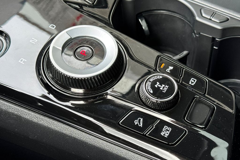 used 2023 Kia Sportage Hybrid car, priced at $25,987