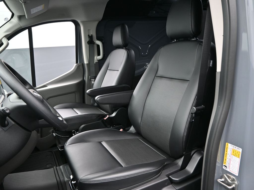 2025 Ford Transit 250