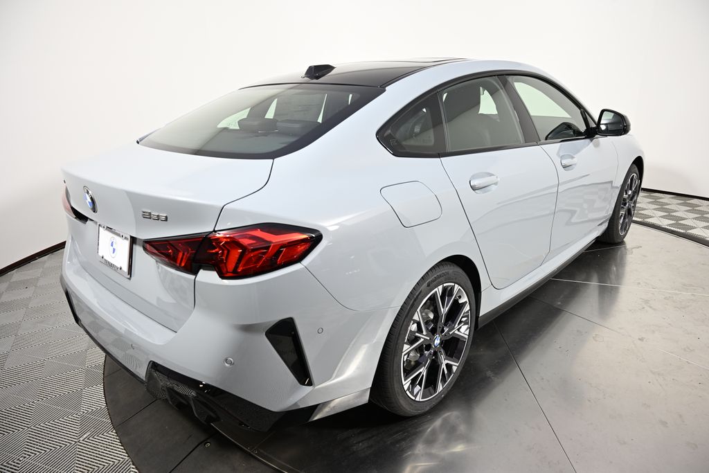 Thumbnail: 2026 BMW 2 Series - 5