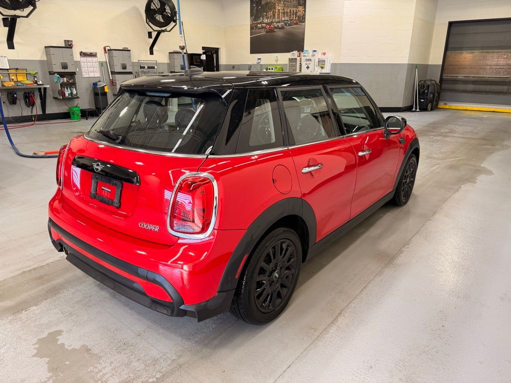 Thumbnail: 2022 MINI Cooper - 6