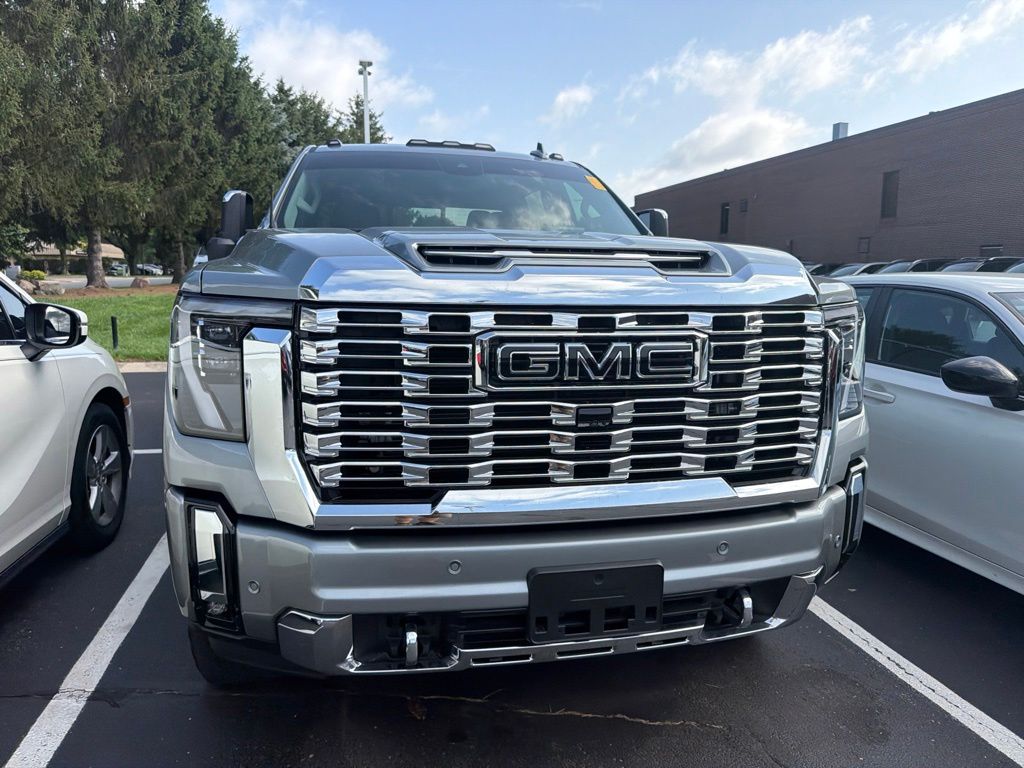 Thumbnail: 2026 GMC Sierra 2500 - 5
