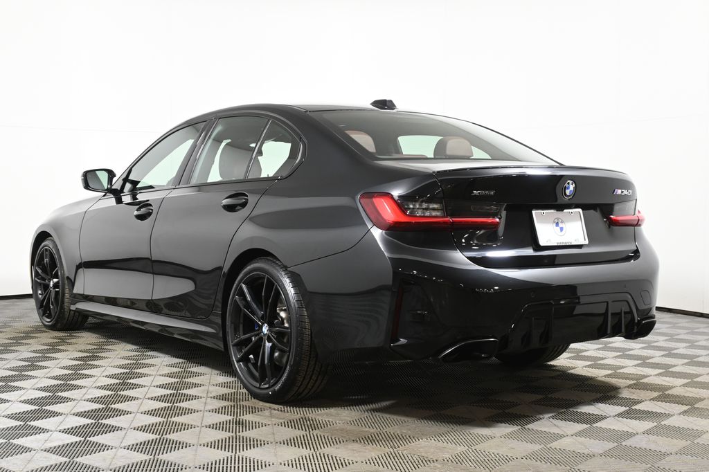 Thumbnail: 2024 BMW 3 Series - 5