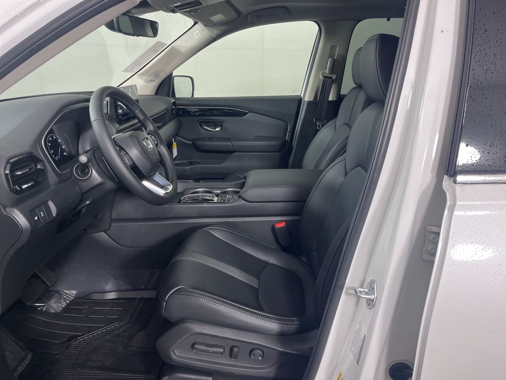 Thumbnail: 2025 Honda Pilot - 23