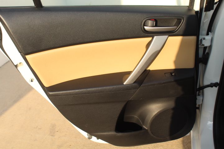 Used Car 2013 Mazda Mazda3  I Grand Touring For Sale Under $10,000 In Georgetown, Texas