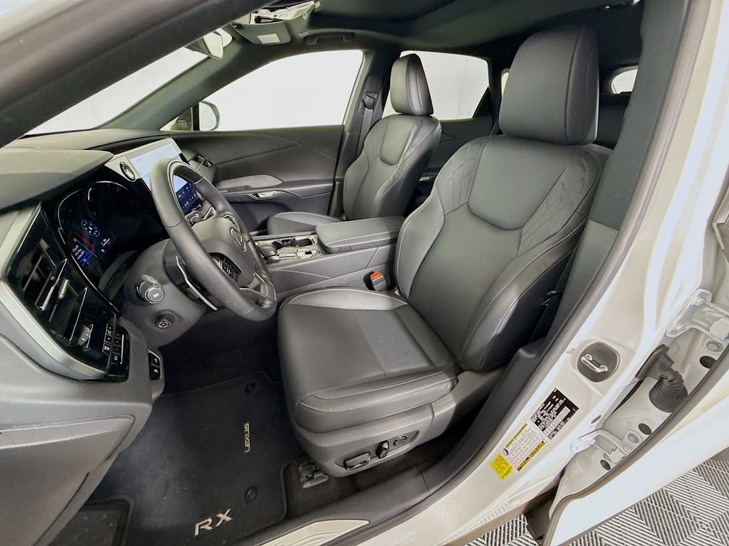 Thumbnail: 2025 Lexus RX - 22