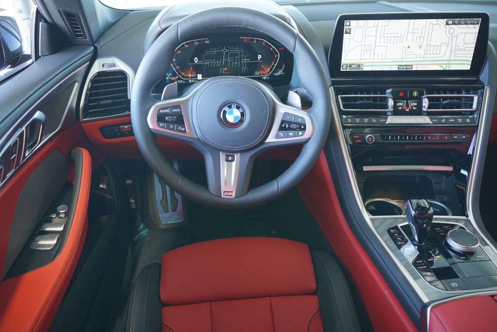 Thumbnail: 2026 BMW 8 Series - 15