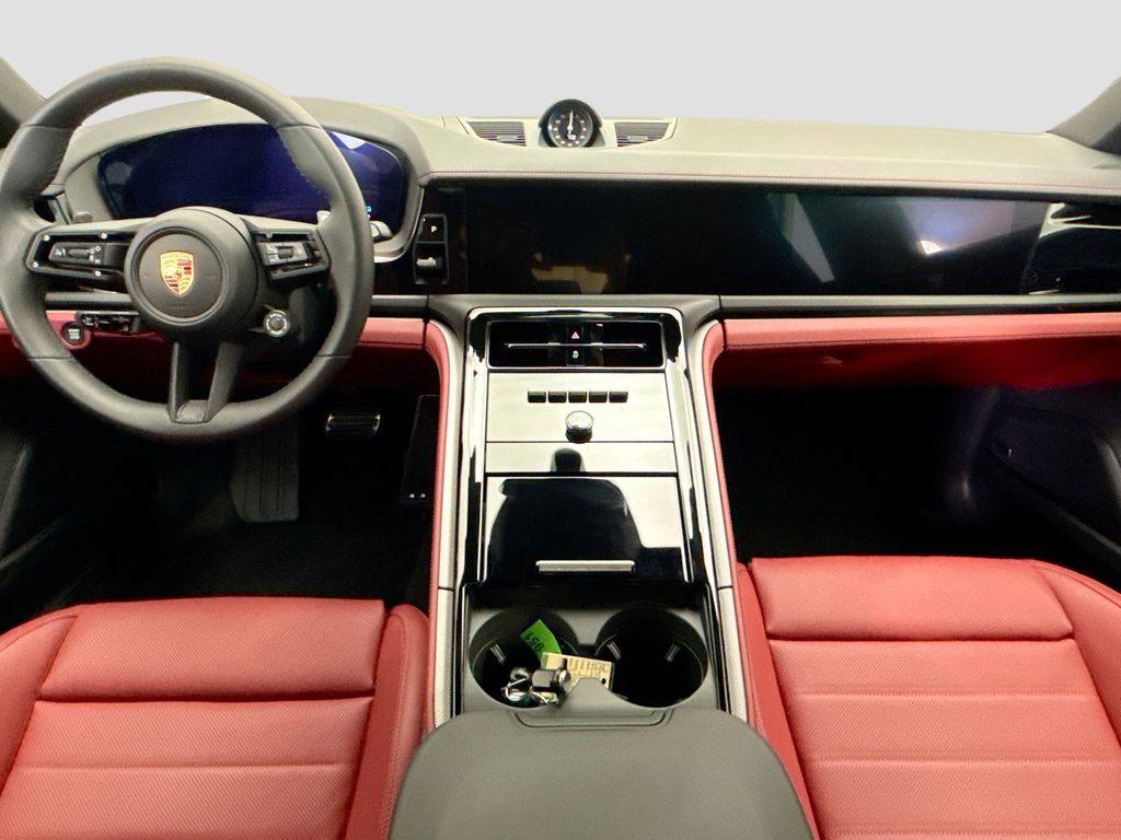 Thumbnail: 2026 Porsche Panamera - 15