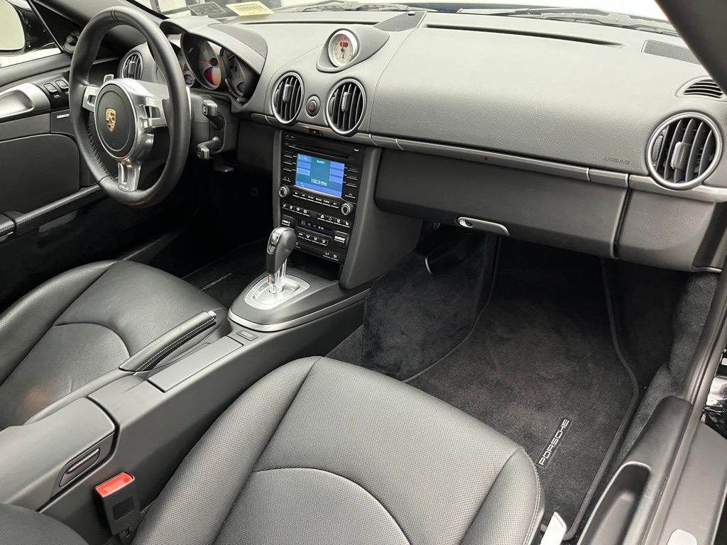 2011 Porsche Cayman S 19