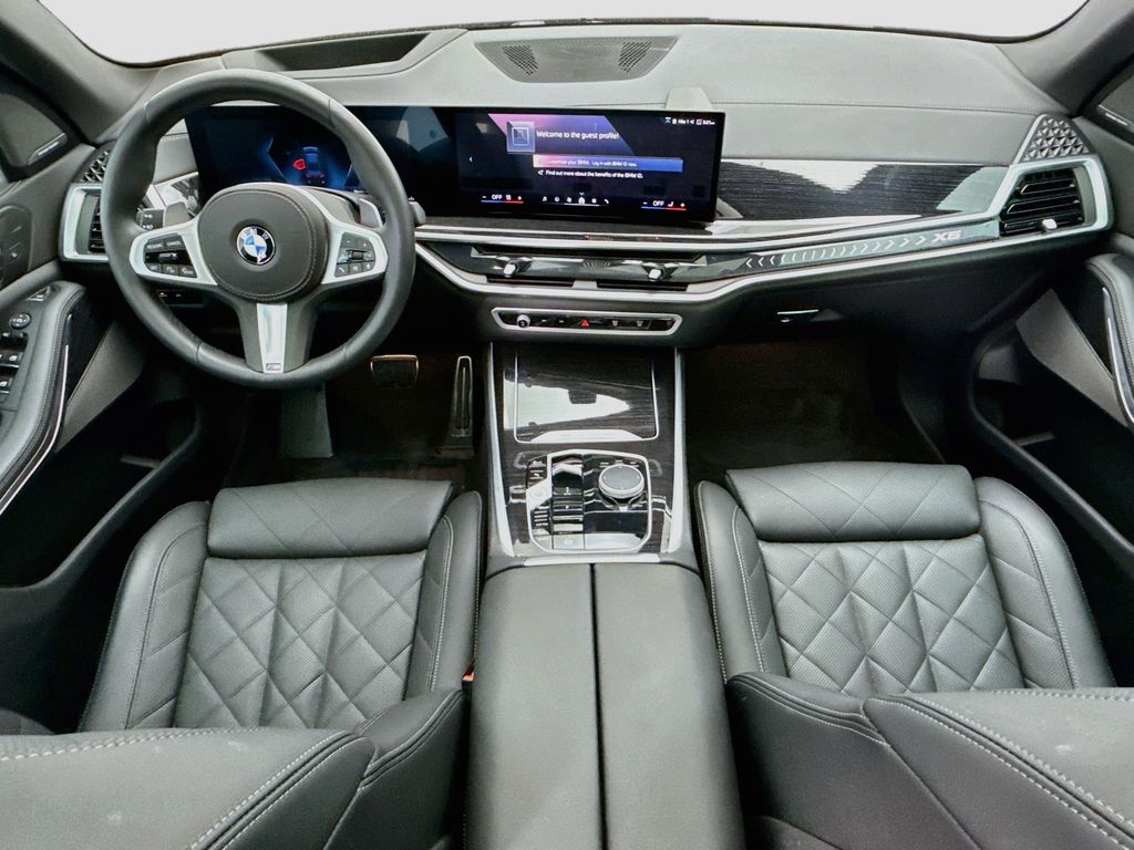 Thumbnail: 2025 BMW X5 - 13
