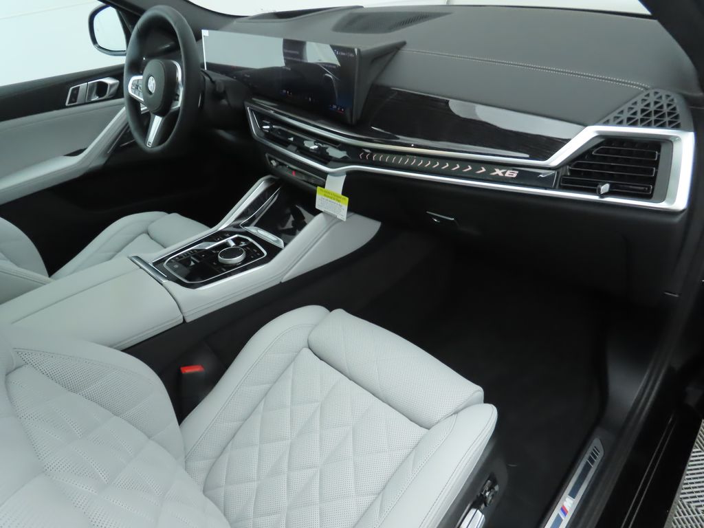 Thumbnail: 2026 BMW X6 - 18