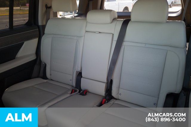 Used 2025 Gray Hyundai Limited image 16