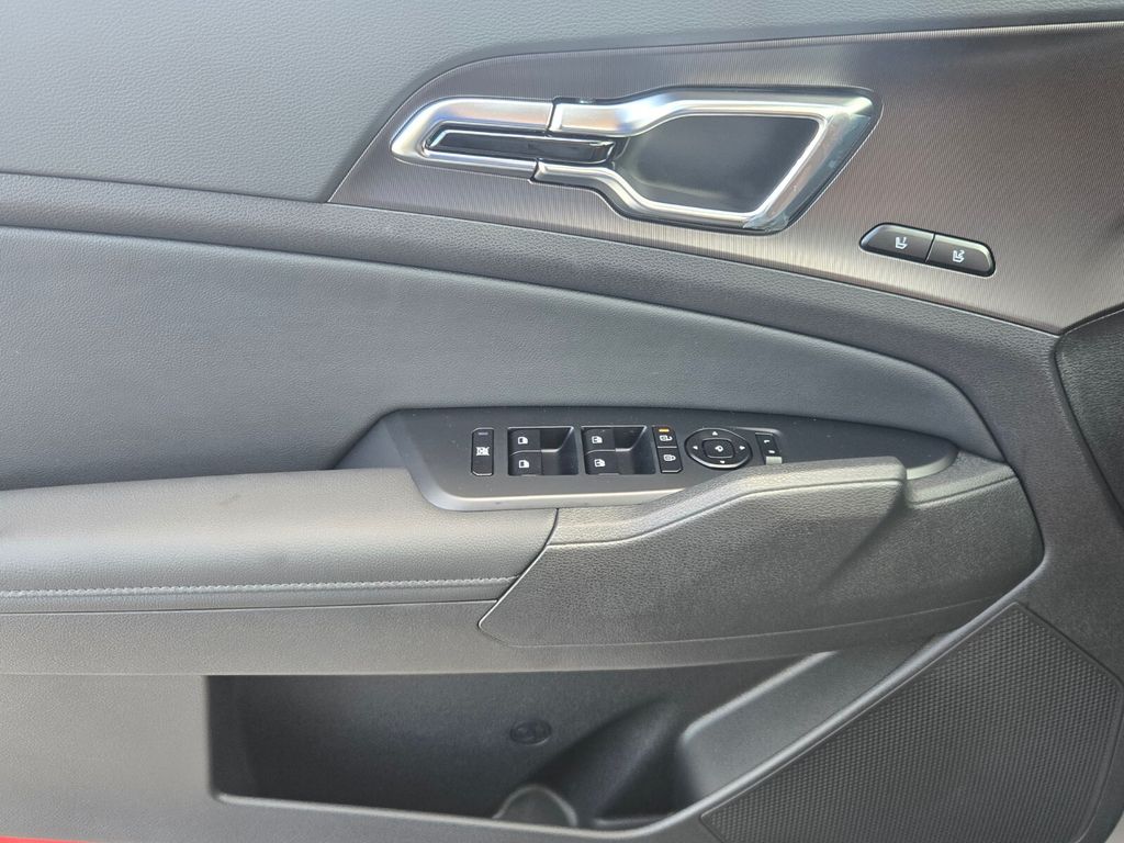 2027 Kia Sportage - $41,630