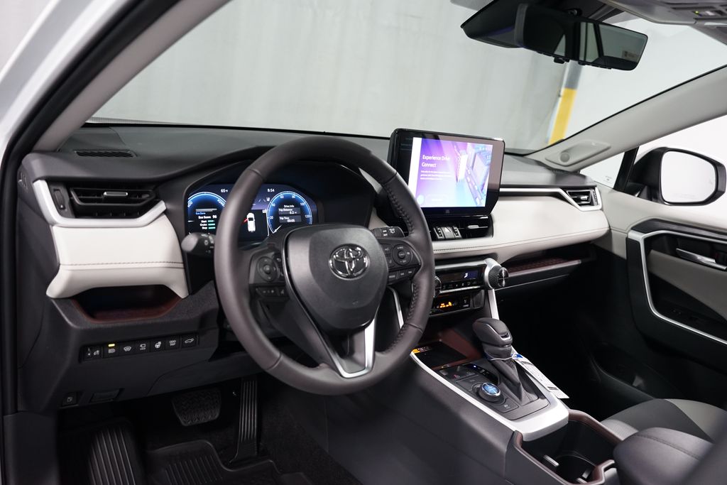 Thumbnail: 2025 Toyota RAV4 - 11