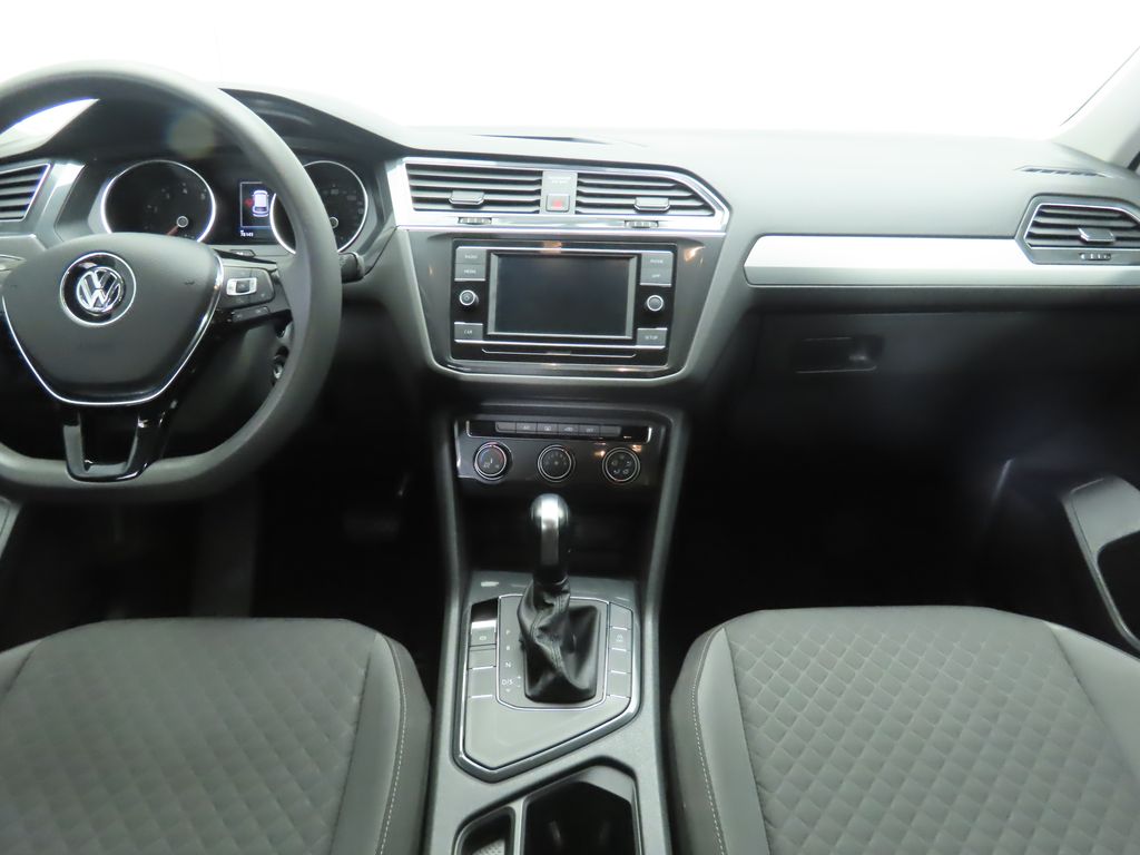 Thumbnail: 2018 Volkswagen Tiguan - 13