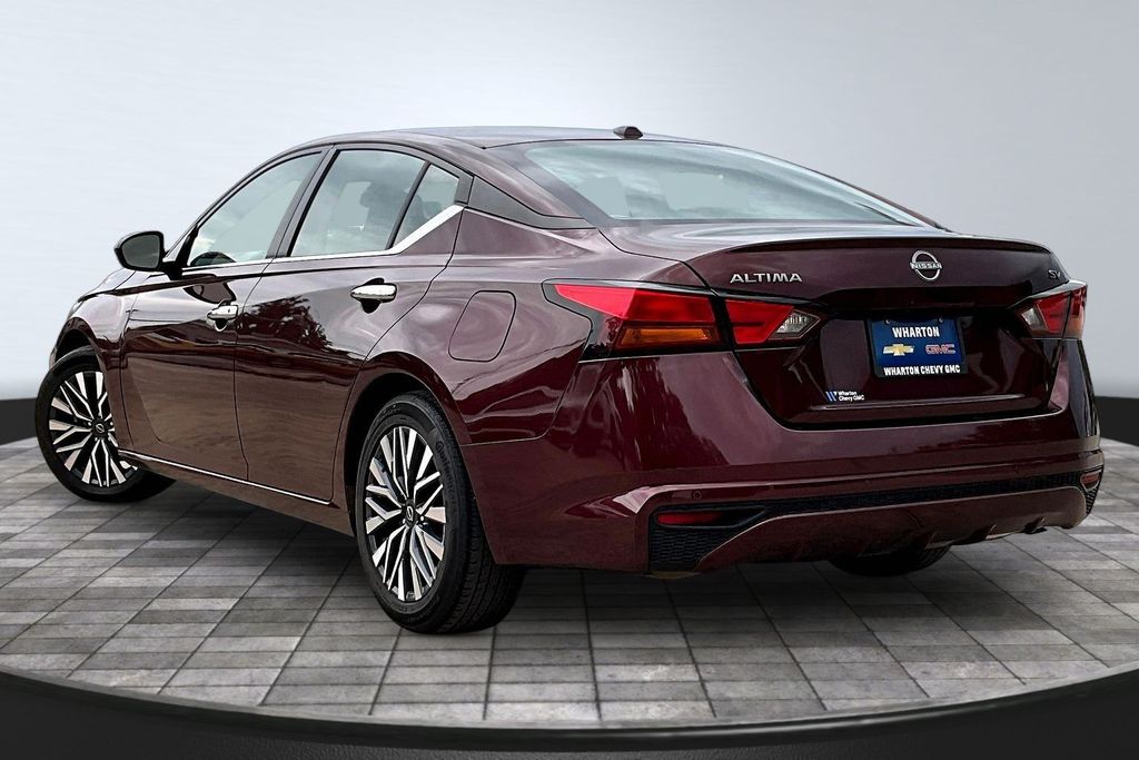 2024 Nissan Altima 2.5 SV - 4