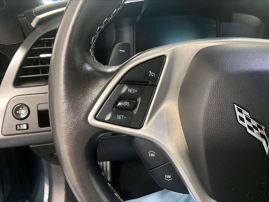 2019 Chevrolet Corvette — photo 21