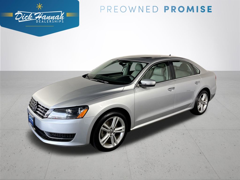 Silver 2014 Volkswagen Passat TDI SE with Sunroof Sedan Front-Wheel Drive 6-Speed Automatic