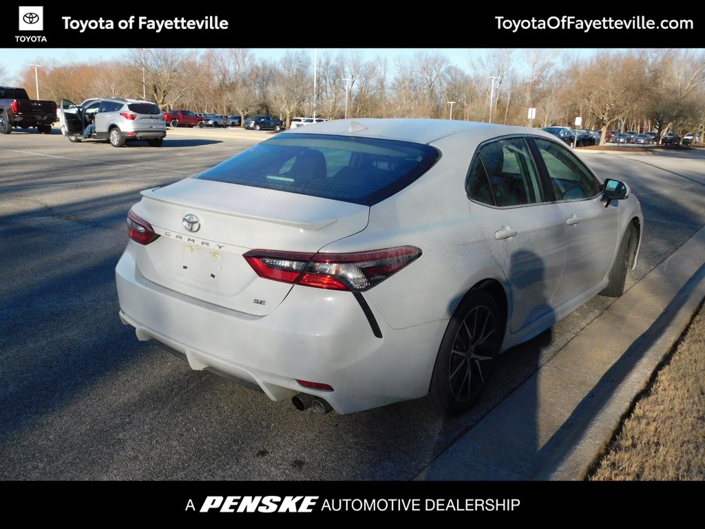 Thumbnail: 2024 Toyota Camry - 10