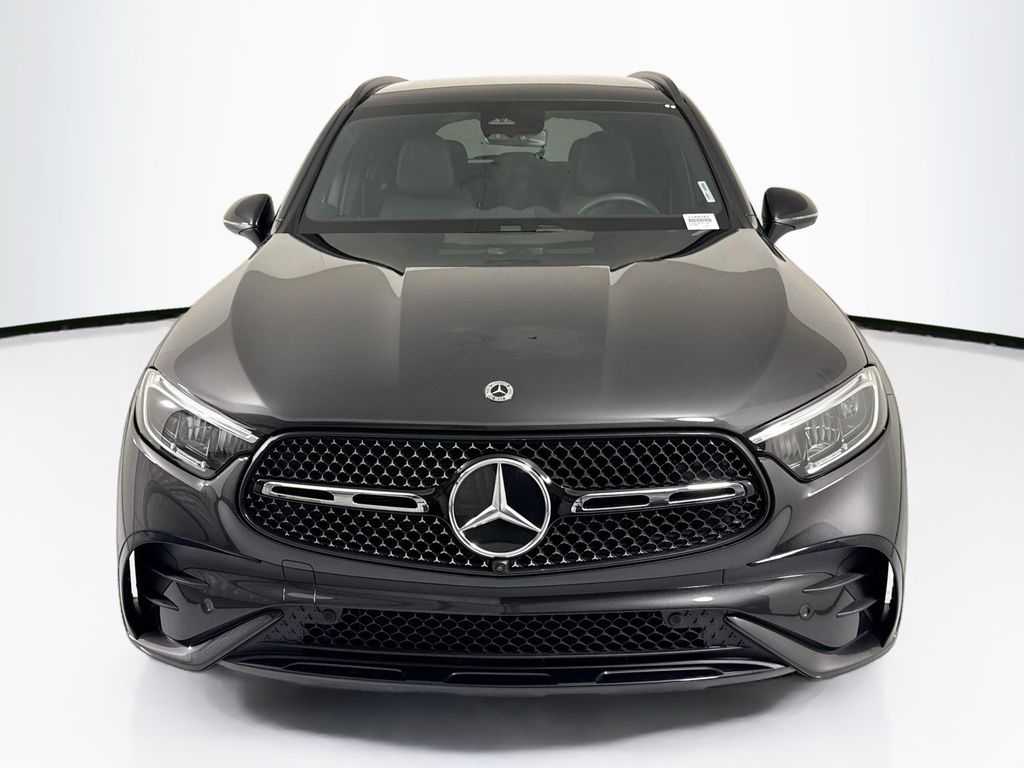 Thumbnail: 2025 Mercedes-Benz GLC - 2