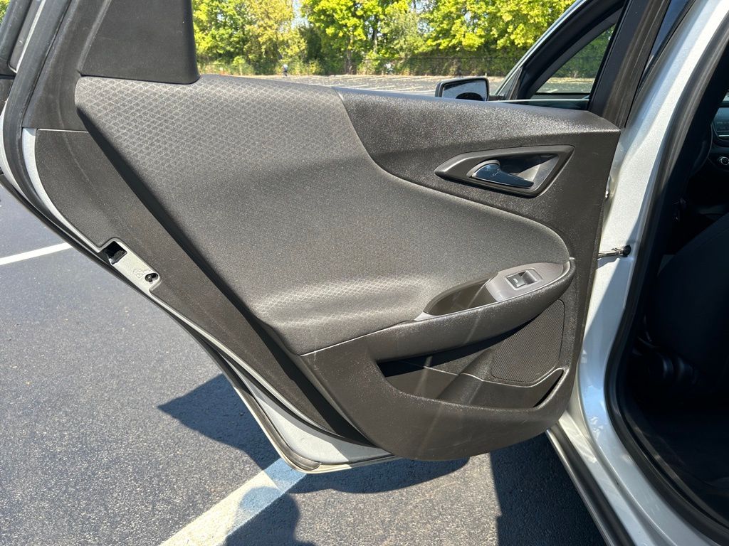 Thumbnail: 2016 Chevrolet Malibu - 20