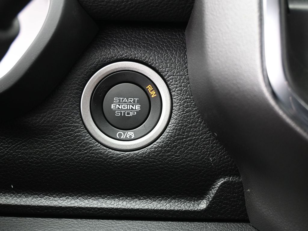 New 2026 Bright White Clearcoat Ram Laramie image 27