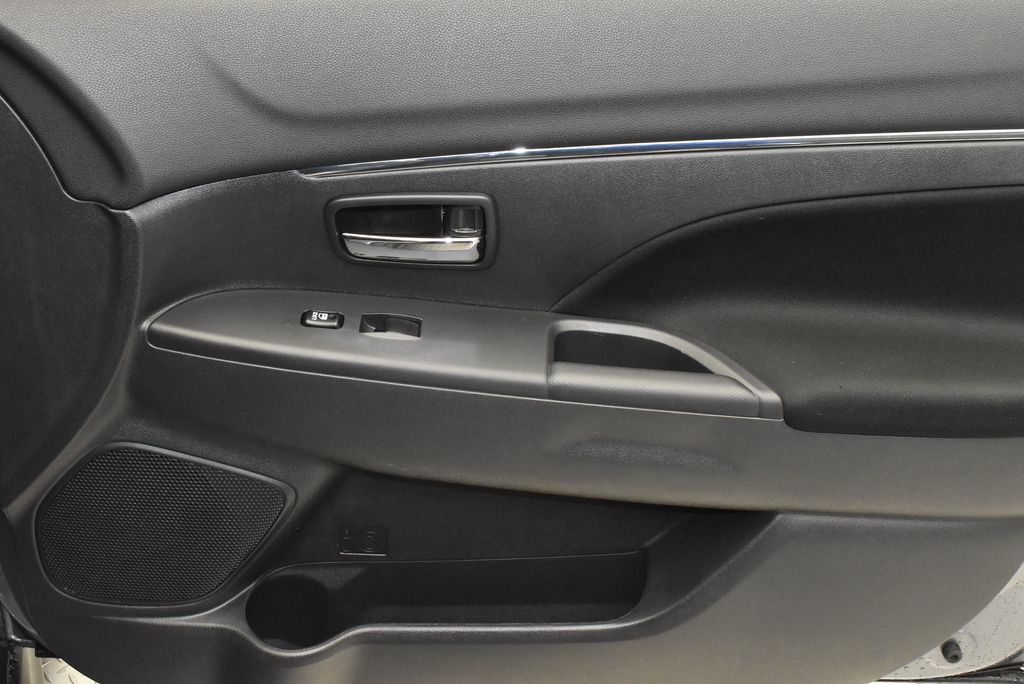 2024 Mitsubishi Outlander Sport ES 20