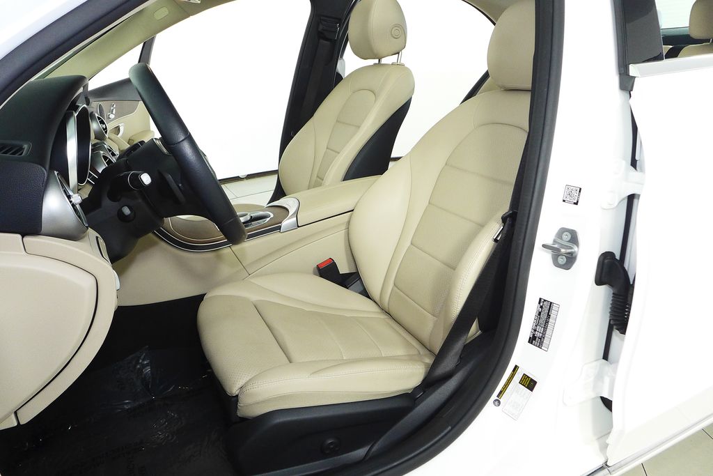 Thumbnail: 2019 Mercedes-Benz C-Class - 22