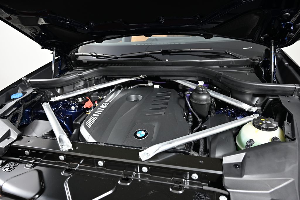 Thumbnail: 2026 BMW X5 - 27