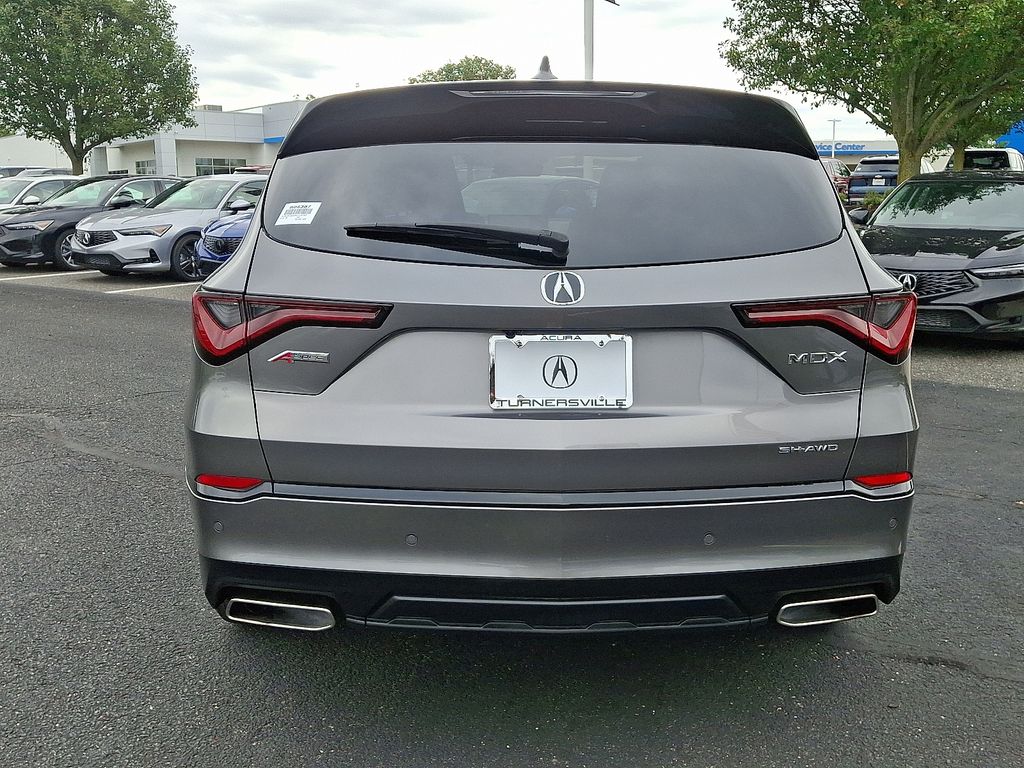 Thumbnail: 2023 Acura MDX - 5