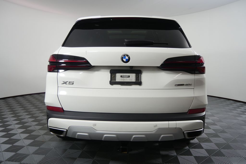 Thumbnail: 2024 BMW X5 - 4