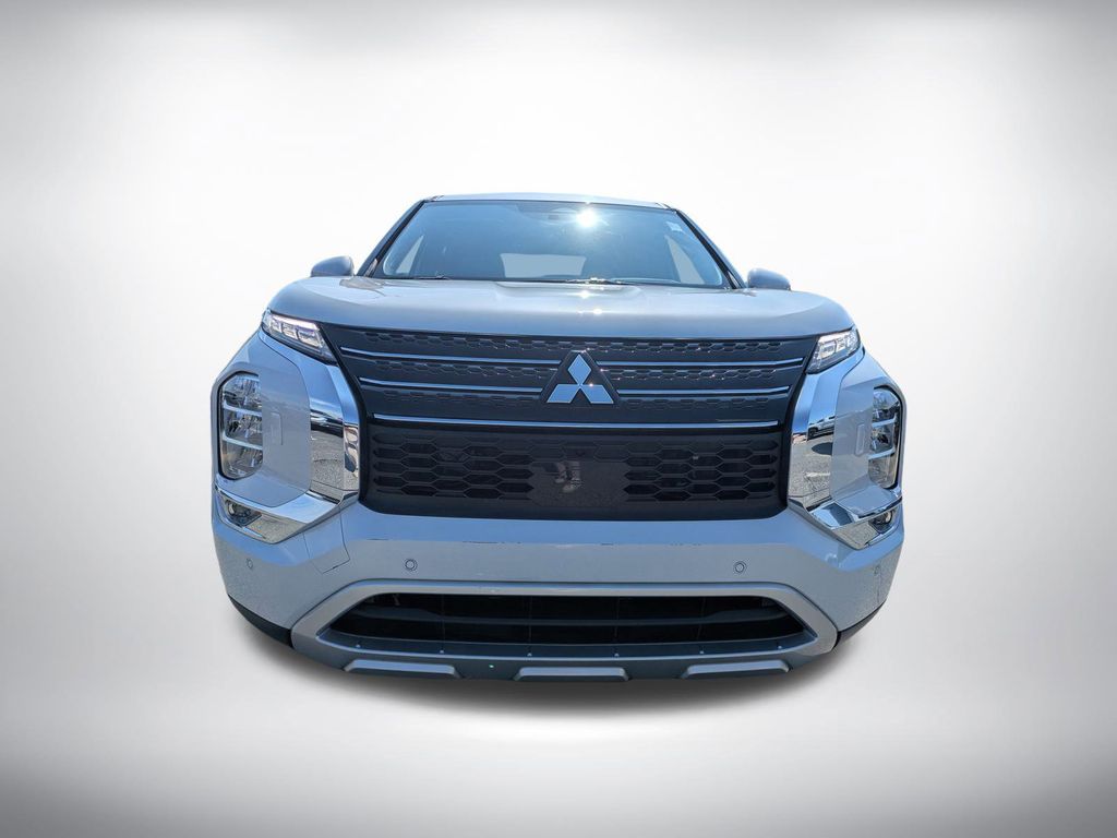 2025 Mitsubishi Outlander Plug-in Hybrid SE - Photo 8