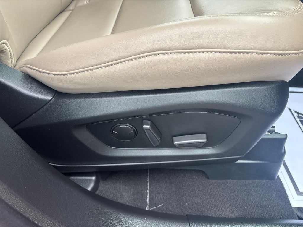 Used 2023 Ford Explorer SUV