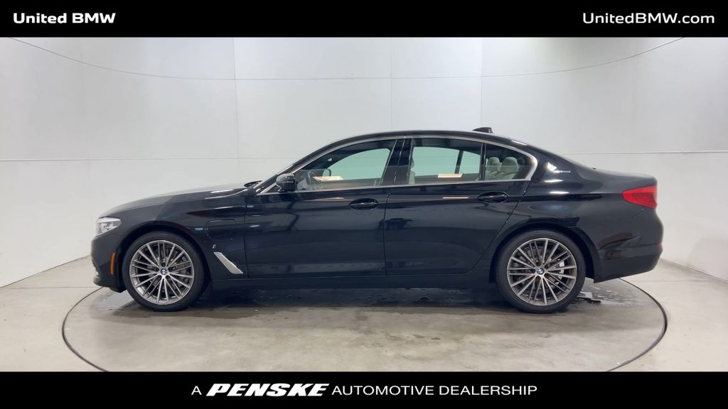Thumbnail: 2019 BMW 5 Series - 5