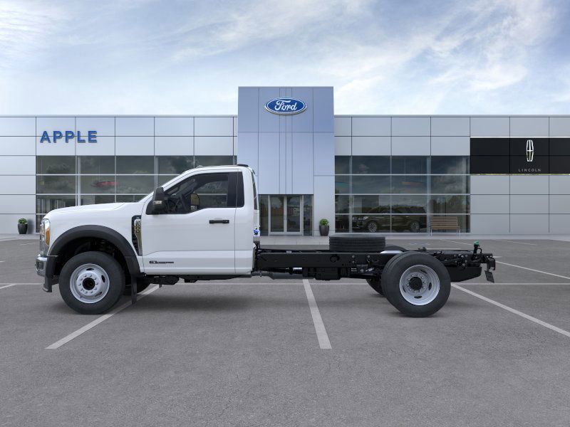 2025 Ford F-600 Chassis XL