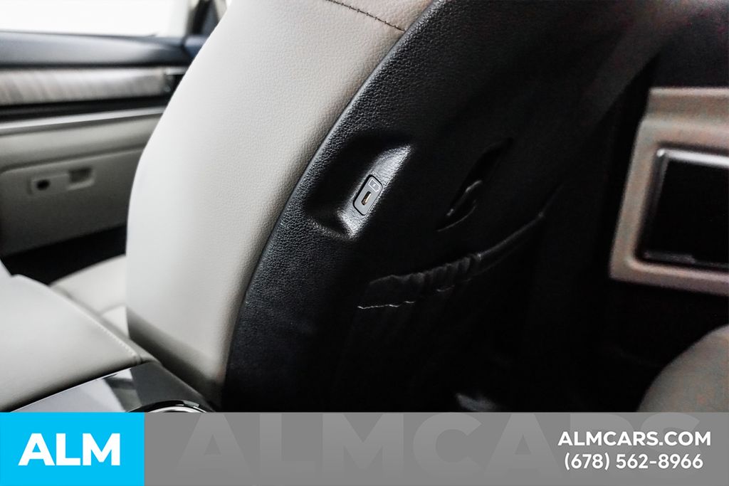 Used 2023 Black Kia EX image 54