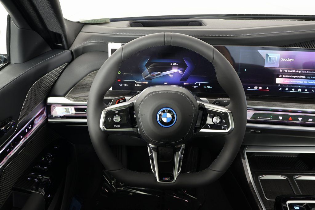 Thumbnail: 2026 BMW i7 - 3