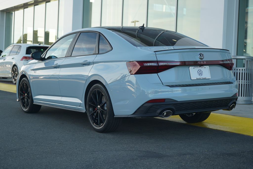 Thumbnail: 2026 Volkswagen Jetta - 3