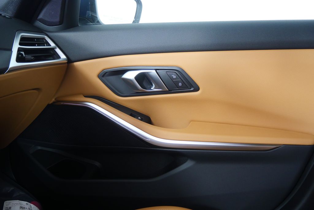 Thumbnail: 2026 BMW 3 Series - 23