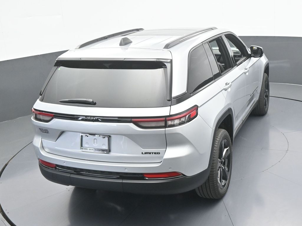 New 2025 Silver Zynith Jeep Limited image 45