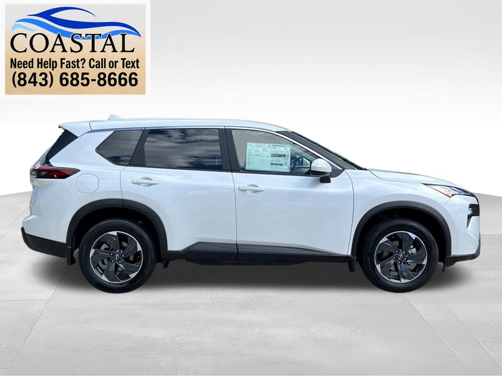 2026 Nissan Rogue SV - 4