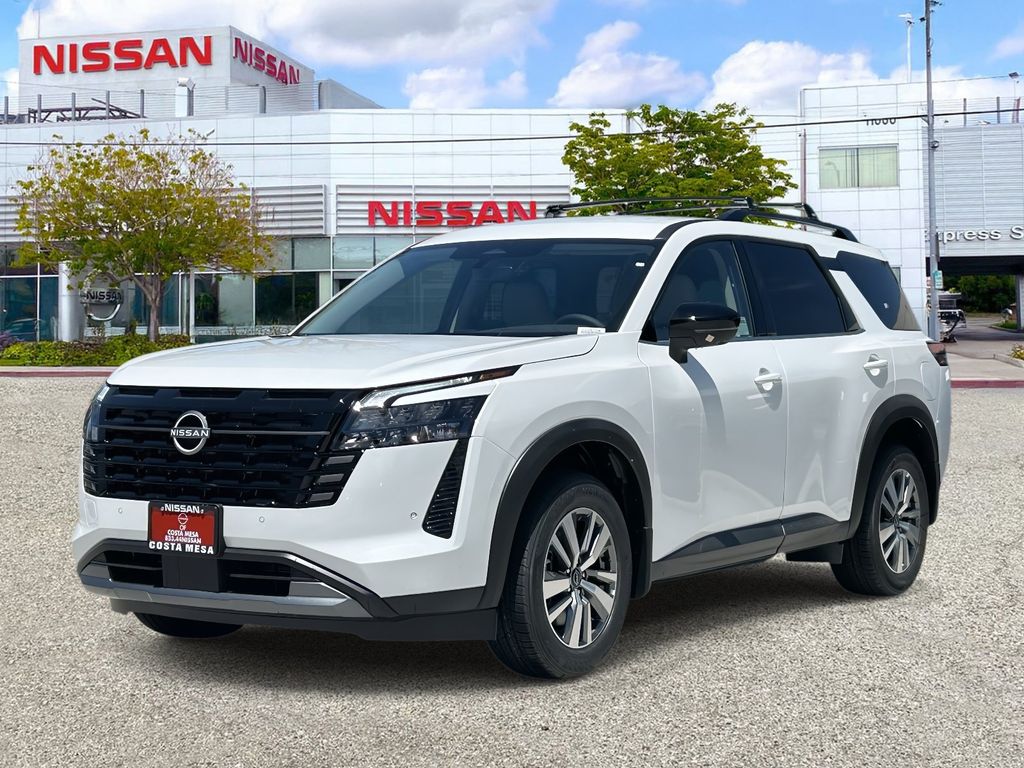 2026 Nissan Pathfinder SL