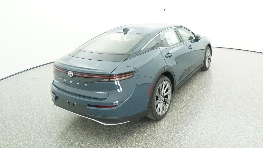 Thumbnail: 2026 Toyota Crown - 18