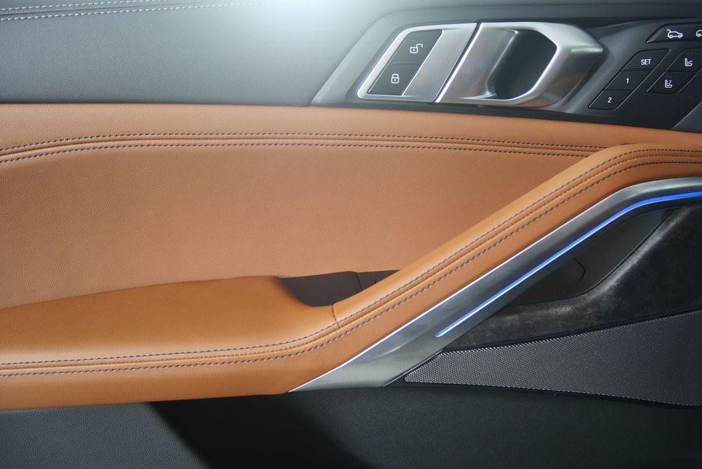 Thumbnail: 2026 BMW X6 - 8