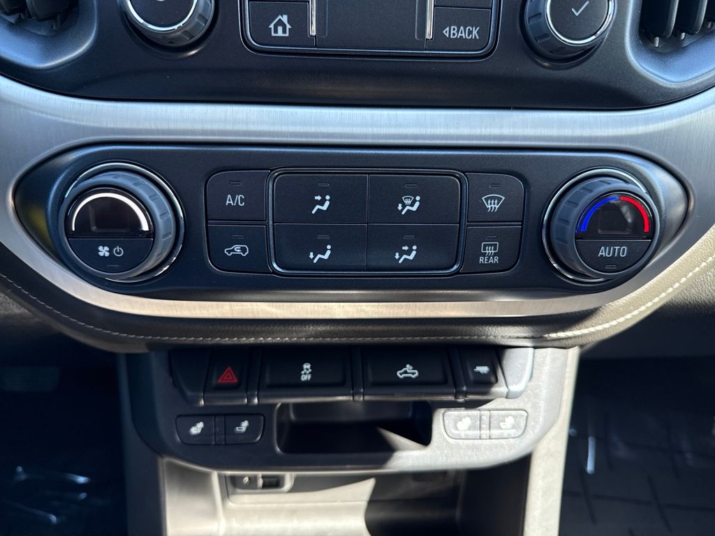 used 2022 GMC Canyon car, priced at $32,380