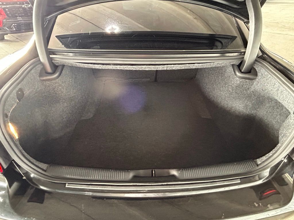 Used 2023 Pitch Black Clearcoat Dodge SXT image 33